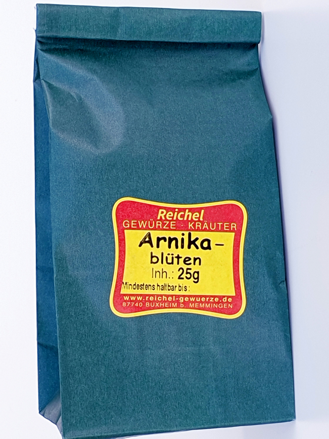Arnikablüten geschnitten